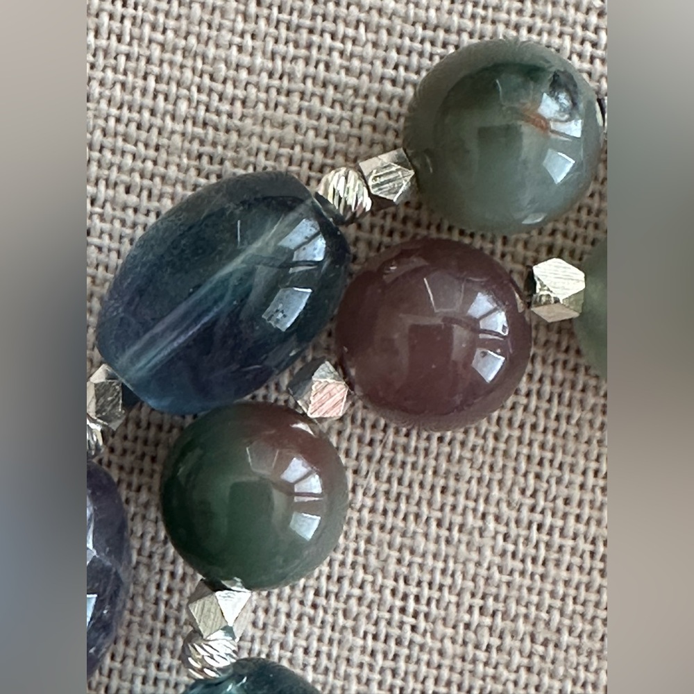 22 inch Fluorite and Seraphinite bead necklace NWOT - Picture 8 of 11